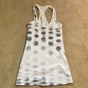 Lululemon Tank sz 4